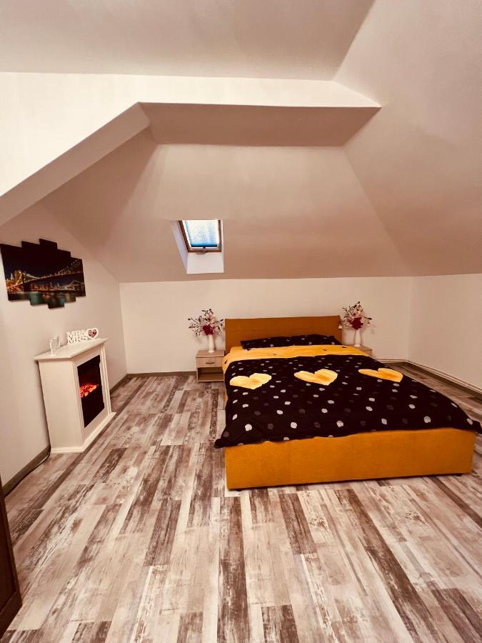 Zizi'S House Garii Lejlighed Braşov Eksteriør billede